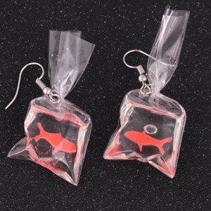 NWOT Goldfish In a Bag Earrings